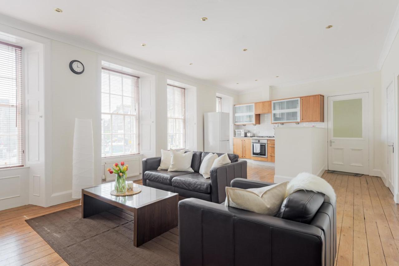 The West Bow Apartment — Photos 1